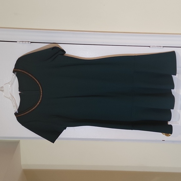 GREEN Dress - Picture 1 of 1